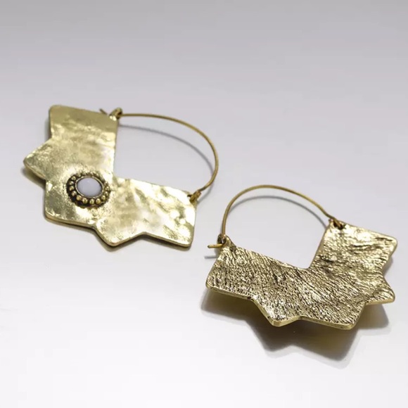 Zara Gold Geometric Hoop Earrings - Picture 3 of 4